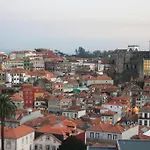 Casa Dos Caldeireiros Порту