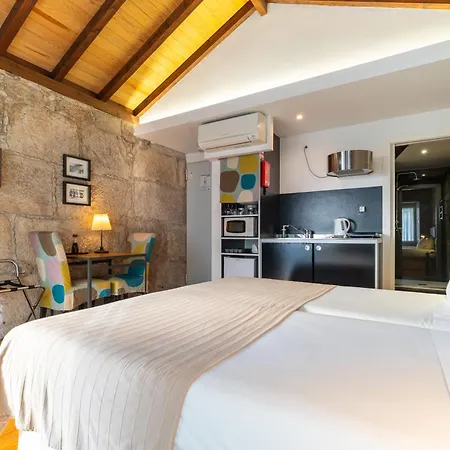 Casa Dos Caldeireiros *