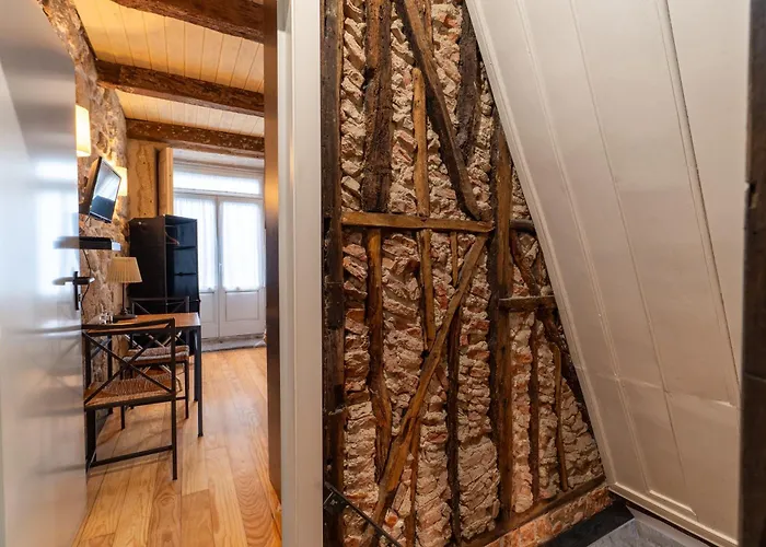 カーサ ドス カルデイレロス アパート *