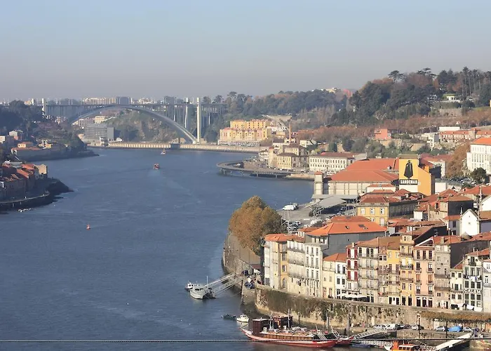 アパート カーサ ドス カルデイレロス