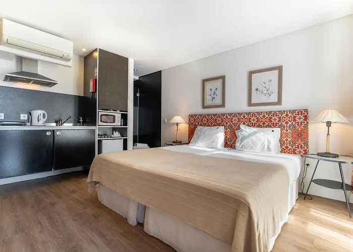 Casa Dos Caldeireiros * بورتو