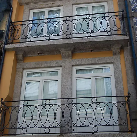 Casa Dos Caldeireiros *